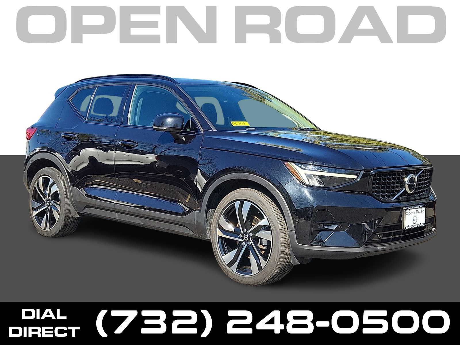2023 Volvo XC40 B5 Plus Dark AWD's photo