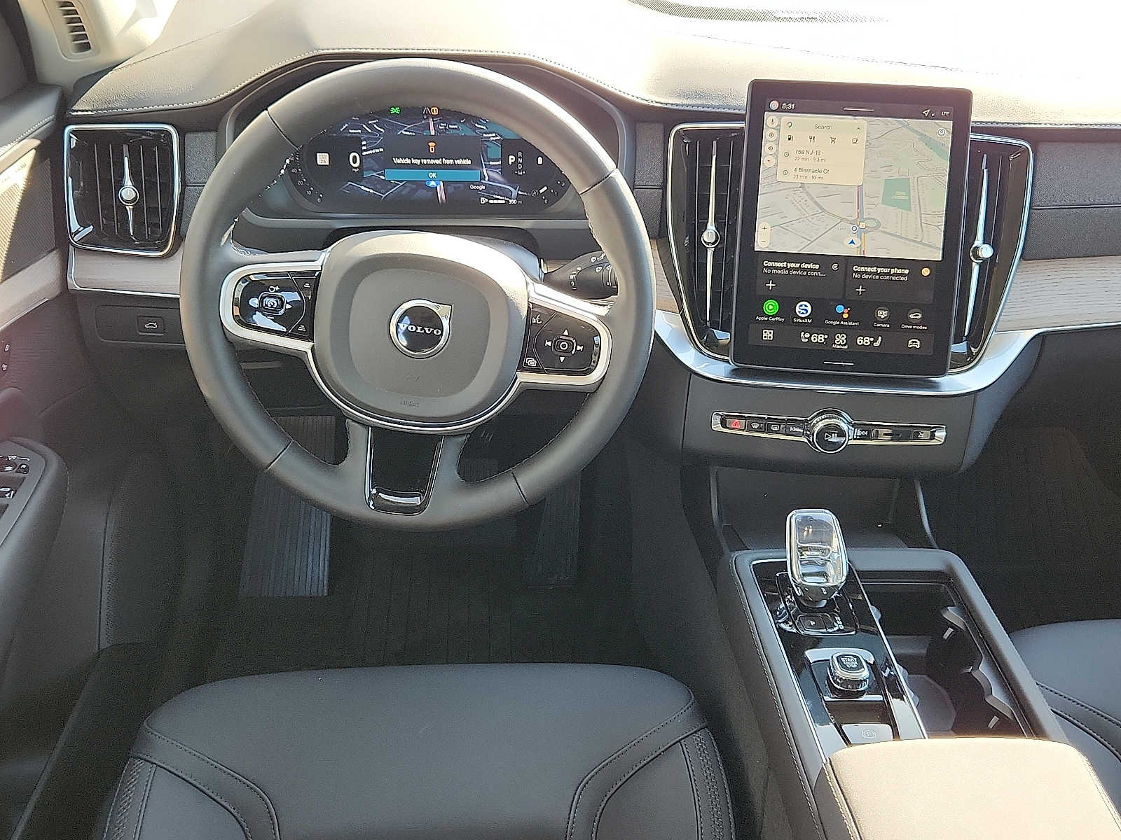 2026 Volvo XC90 Plus - Photo 11
