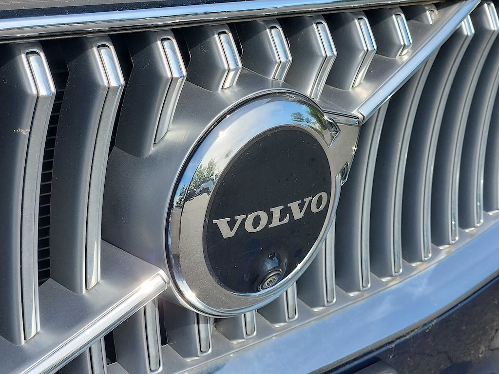 Certified 2023 Volvo XC90 B5 AWD Plus SUV