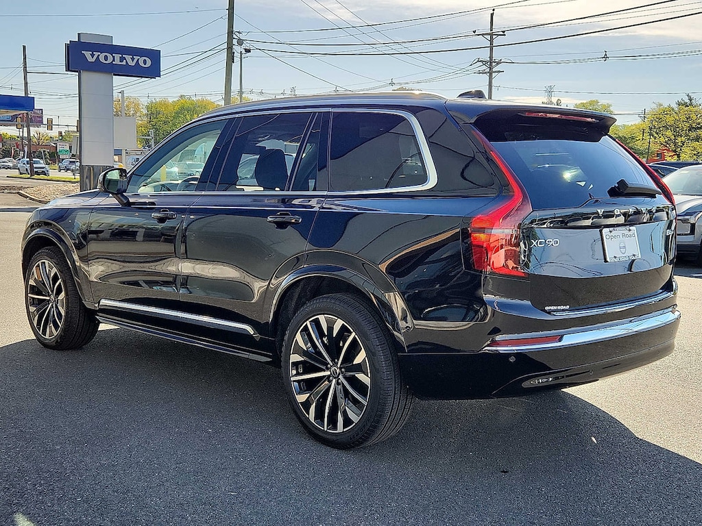 New 2026 Volvo XC90 B6 Plus 7-Seater SUV
