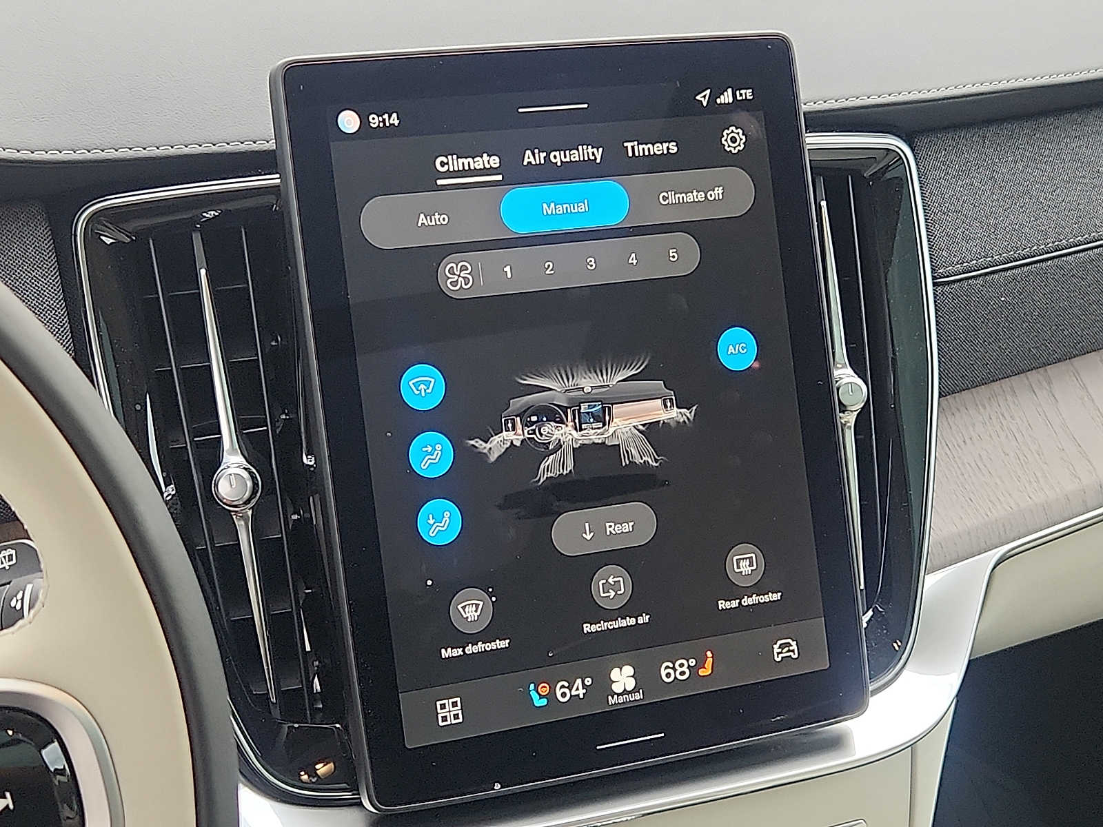 2026 Volvo XC90 Ultra - Photo 15