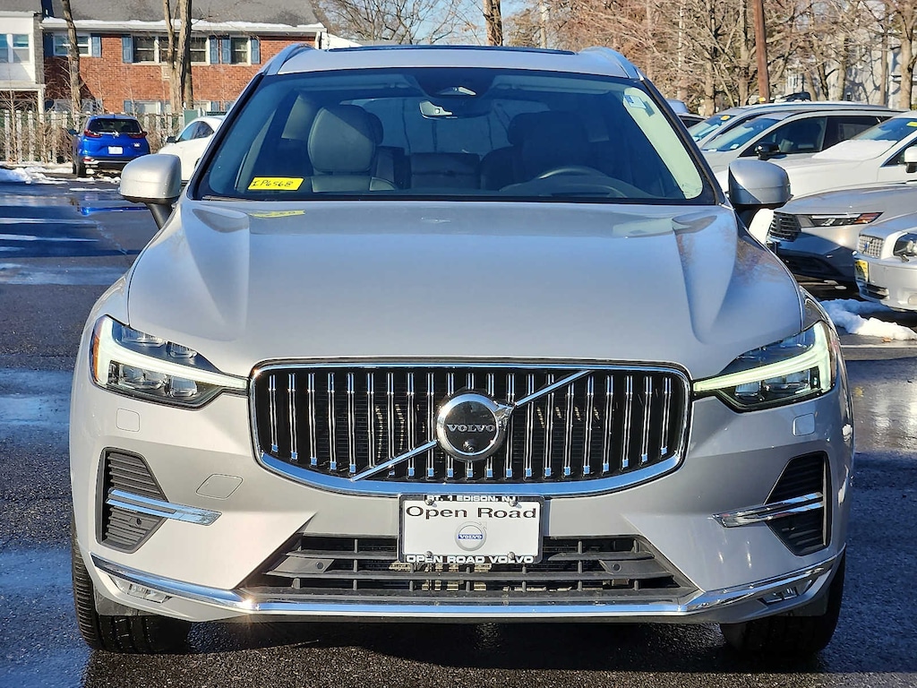 Certified 2023 Volvo XC60 B6 AWD Ultimate Bright SUV