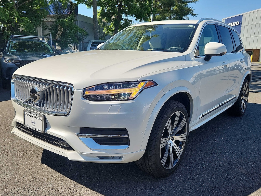 Certified 2024 Volvo XC90 B6 Ultimate Bright 7-Seater SUV