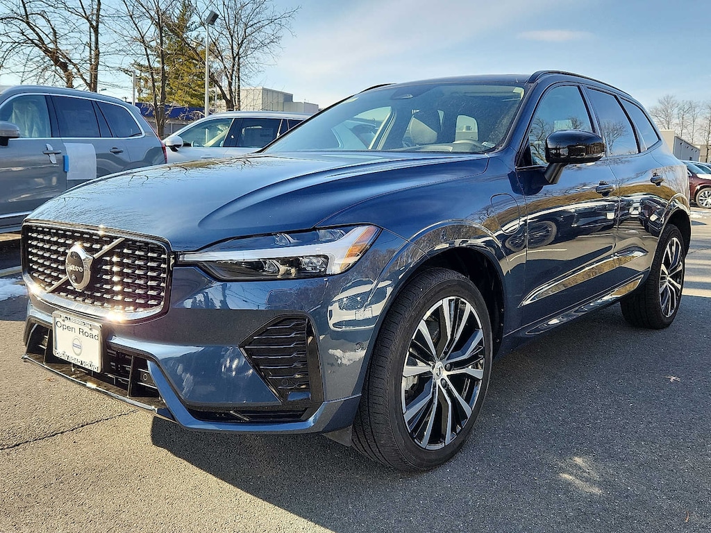 Certified 2023 Volvo XC60 Recharge Plug-In Hybrid Plus Dark SUV