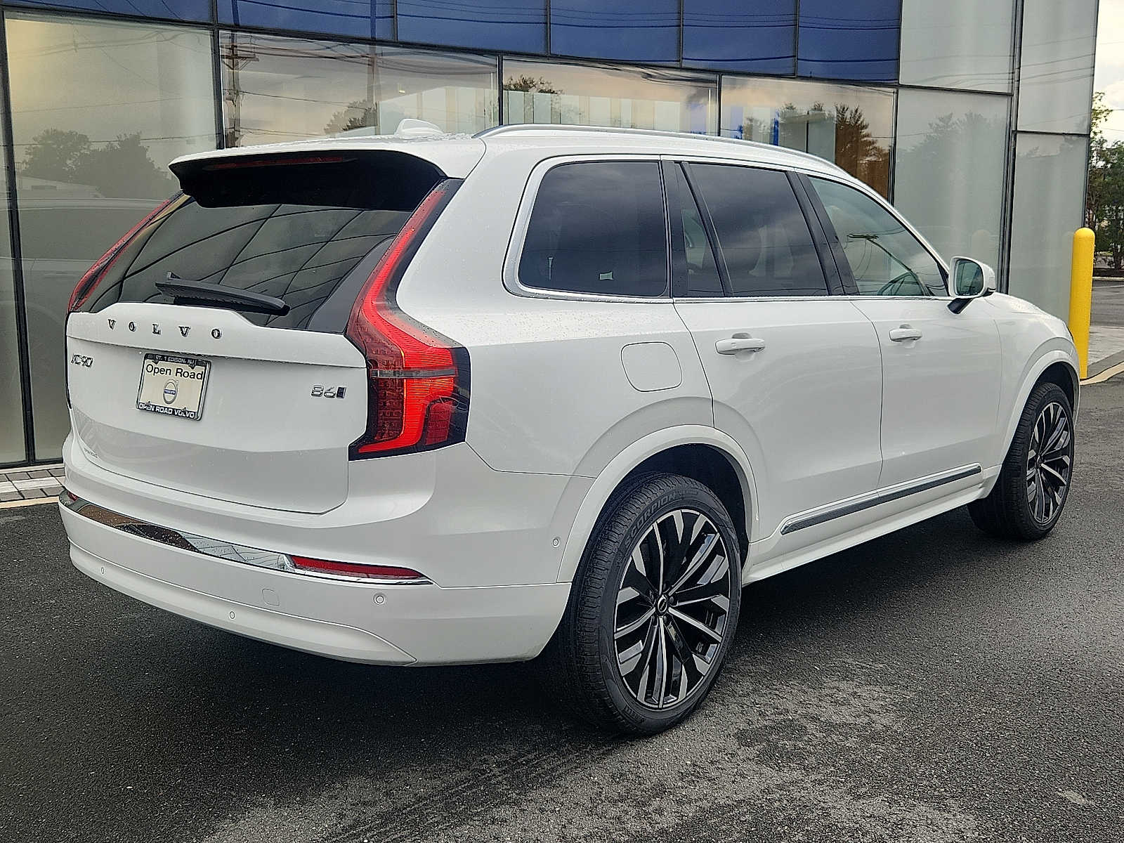 2026 Volvo XC90 Ultra - Photo 6