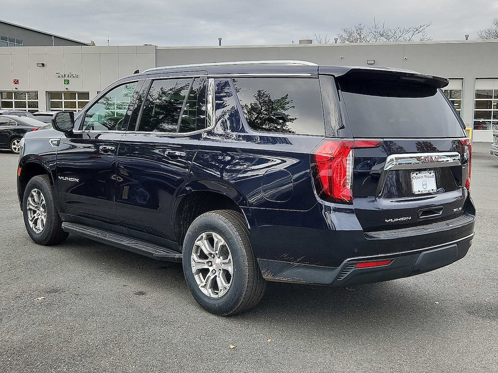 Used 2021 GMC Yukon SLE SUV