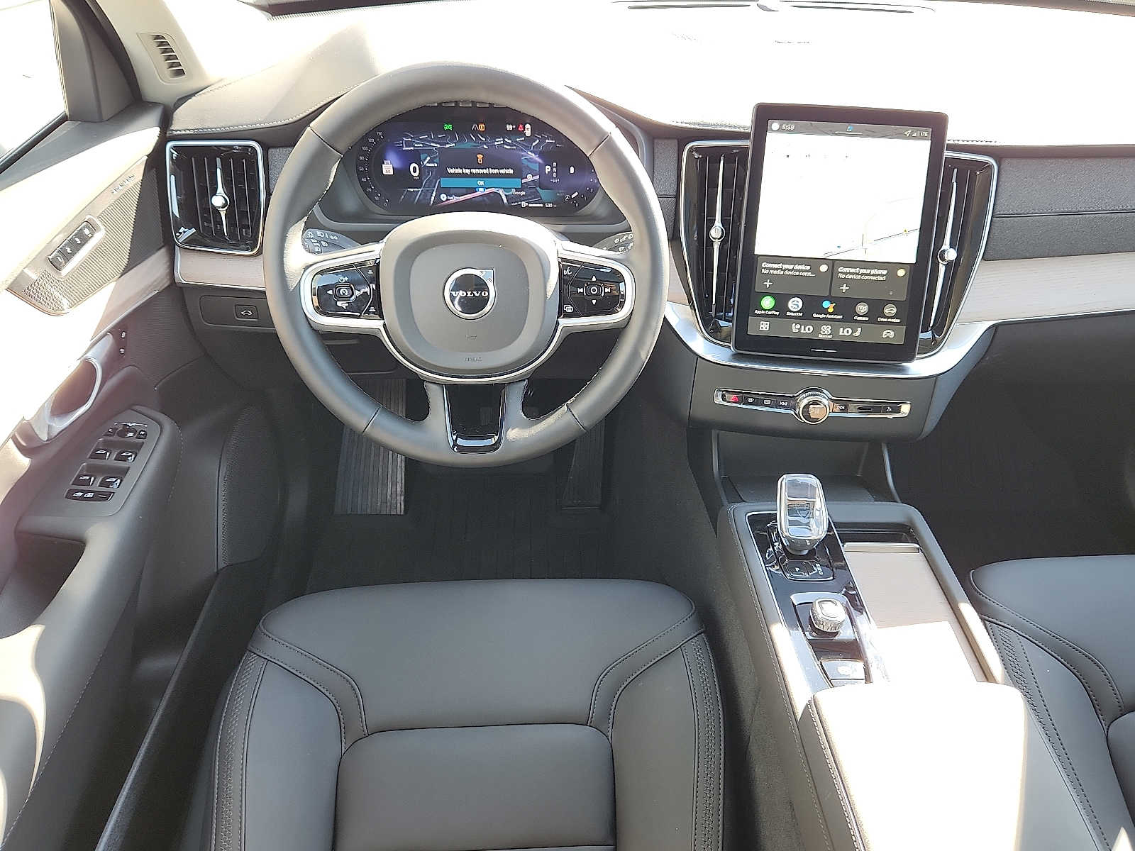 2026 Volvo XC90 Plus - Photo 11