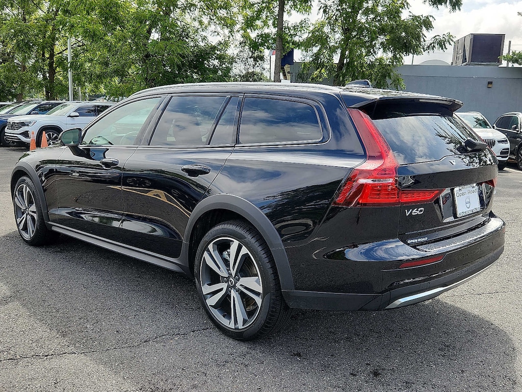 Certified 2024 Volvo V60 Cross Country B5 Plus Wagon