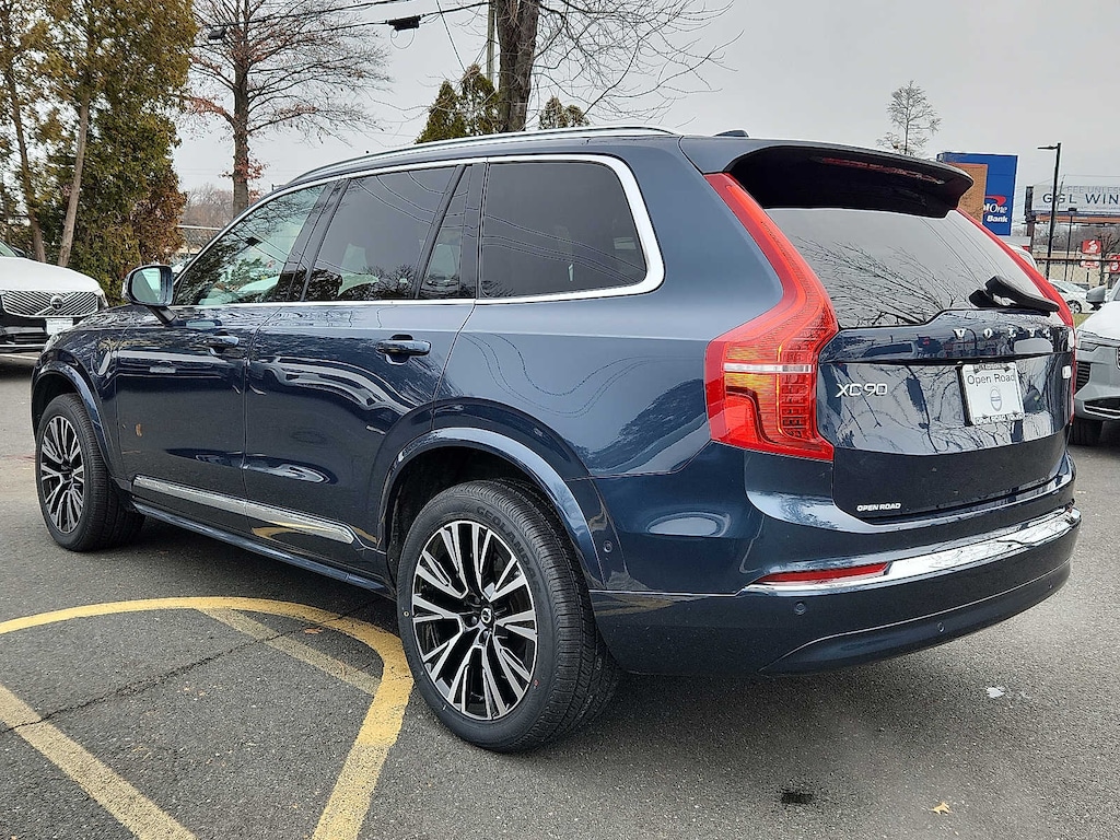 Certified 2024 Volvo XC90 plug-in hybrid T8 Plus Bright 7-Seater SUV