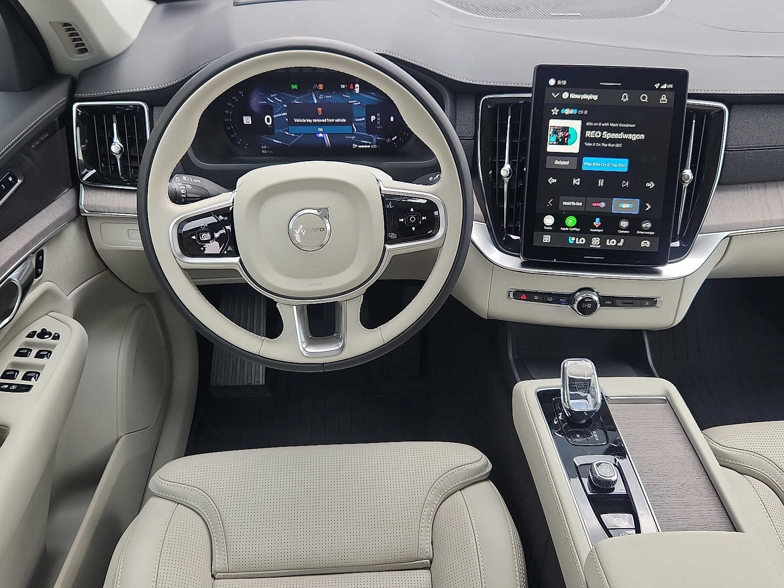 2026 Volvo XC90 Ultra - Photo 11