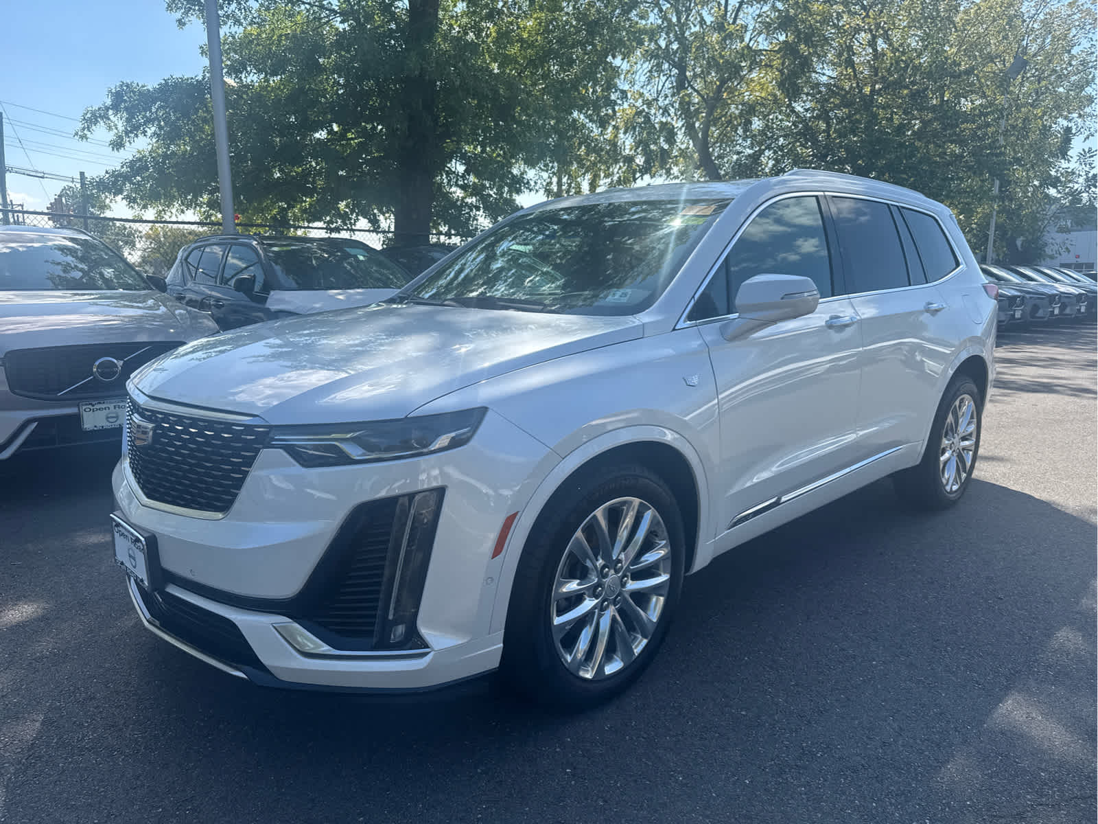 2020 Cadillac XT6 Premium Luxury photo 2