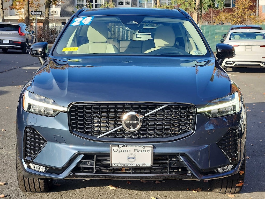 Certified 2024 Volvo XC60 B5 Ultimate Dark SUV