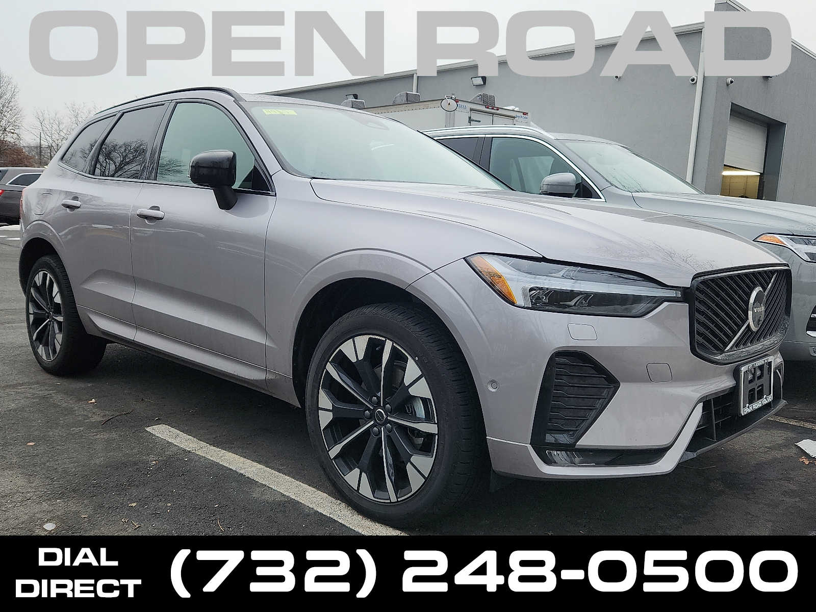 2026 Volvo XC60 Plus's photo