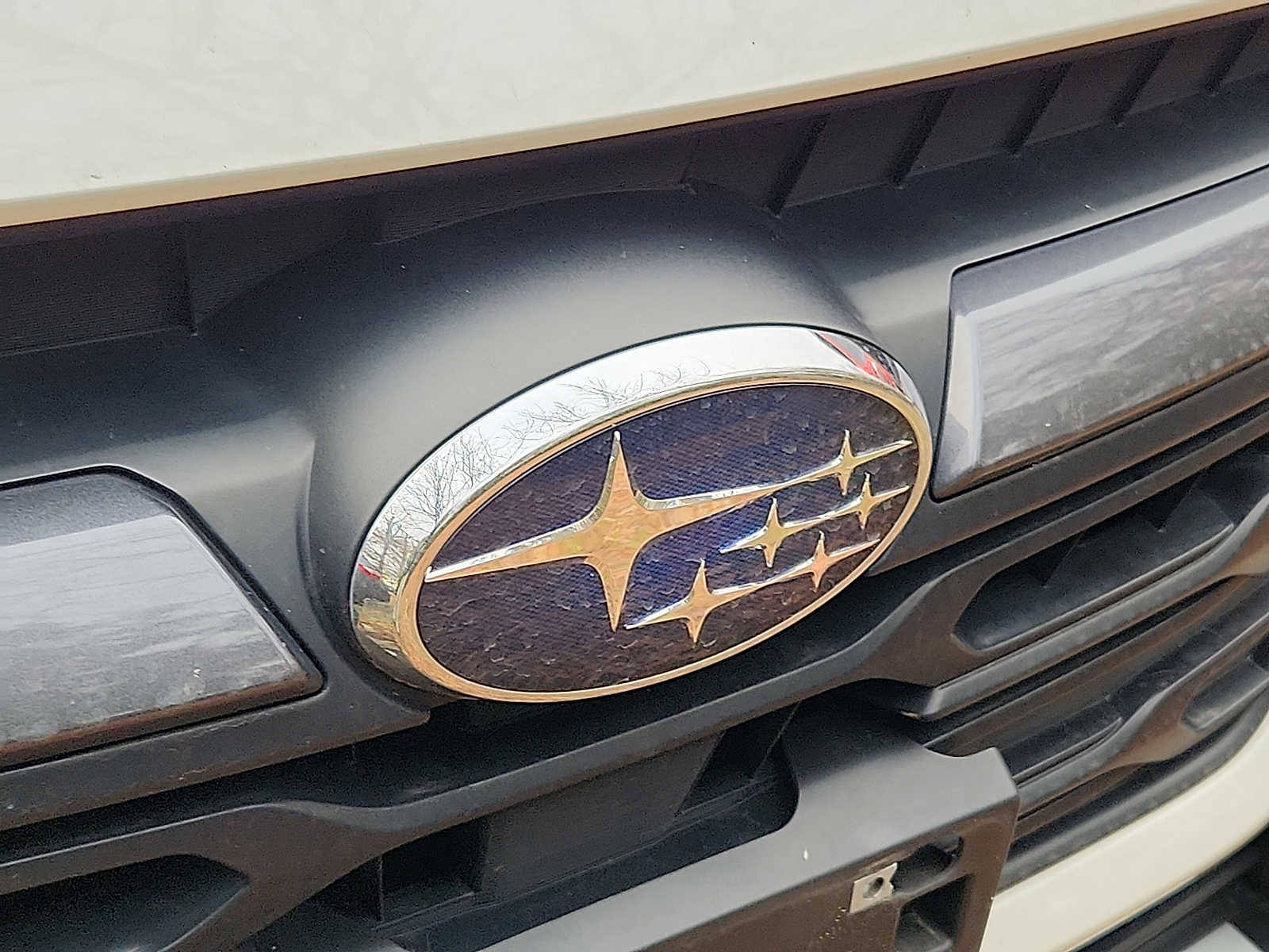 2023 Subaru Outback Limited photo 3