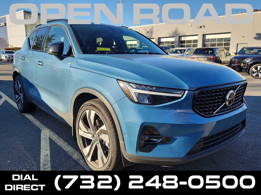 Certified 2023 Volvo XC40 B5 AWD Plus Dark SUV