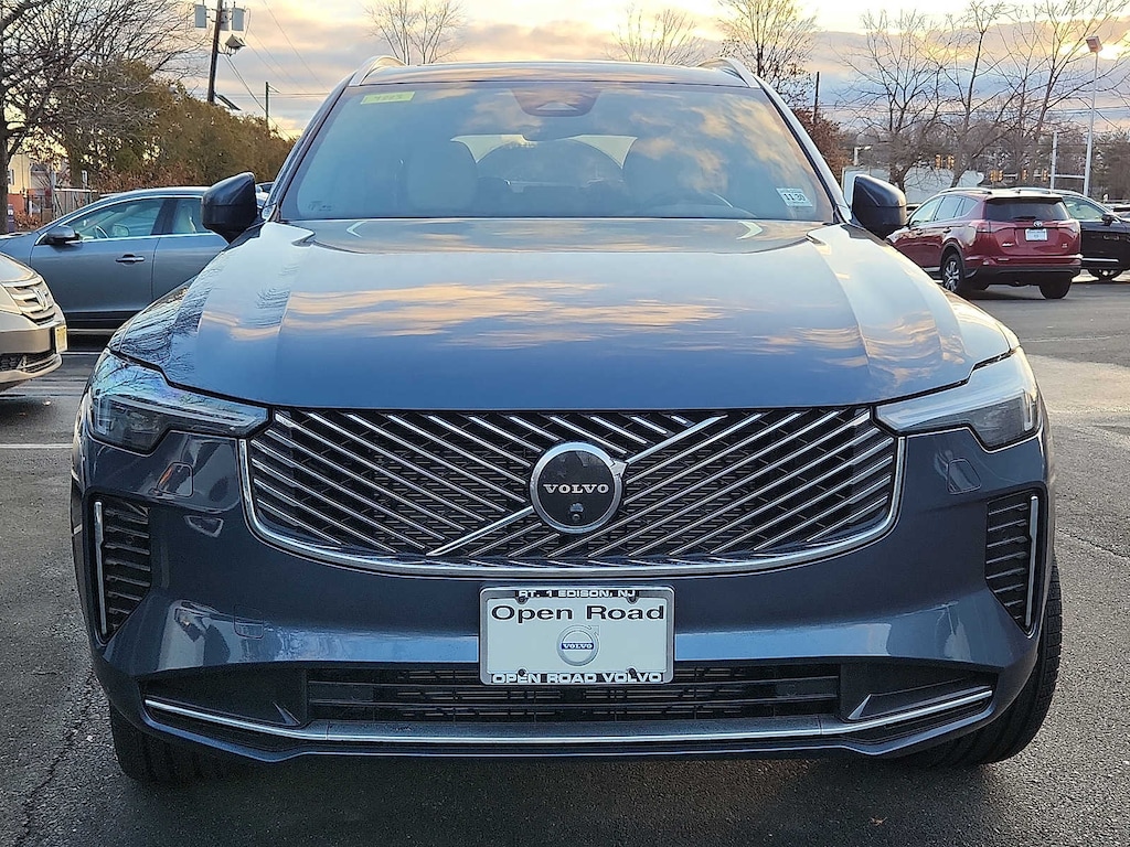 Used 2026 Volvo XC90 B6 Plus 7-Seater SUV