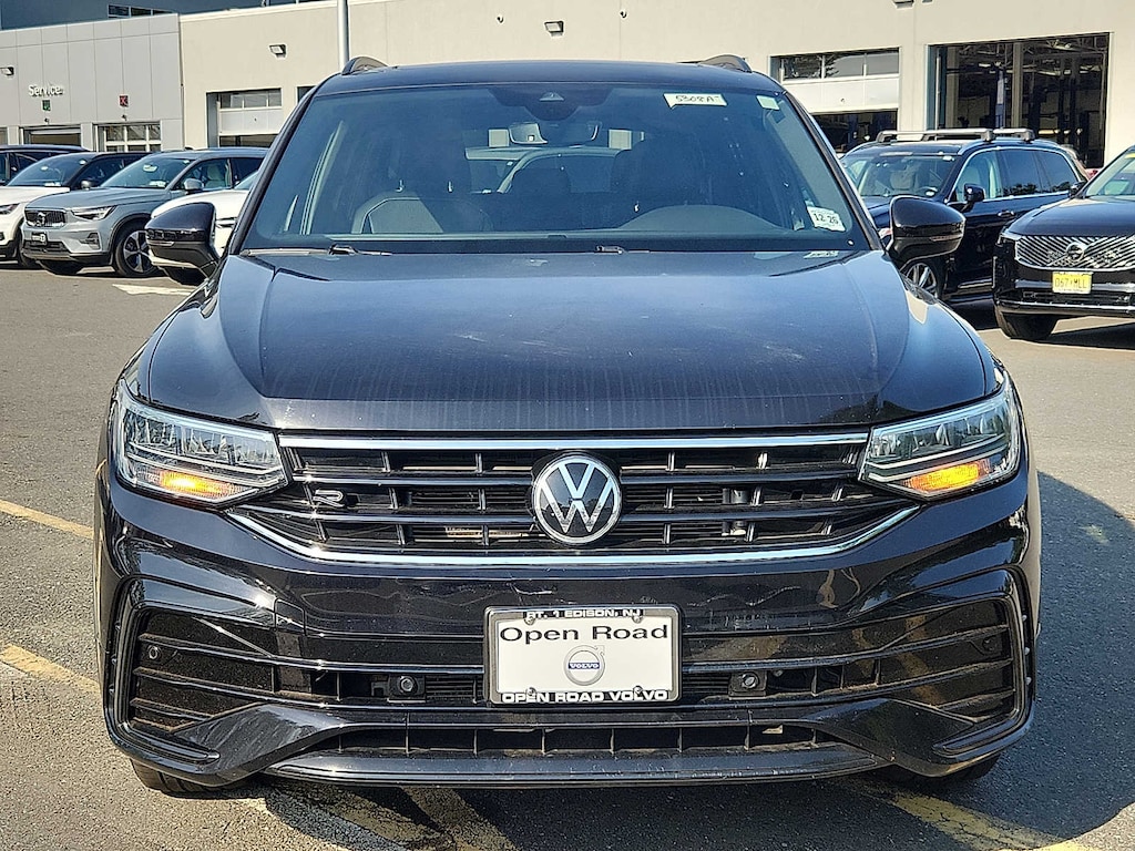 Used 2022 Volkswagen Tiguan 2.0T SE R-Line Black SUV