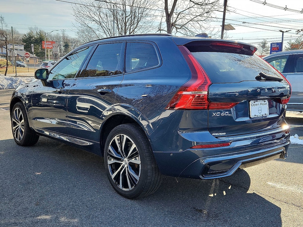 Certified 2023 Volvo XC60 Recharge Plug-In Hybrid Plus Dark SUV