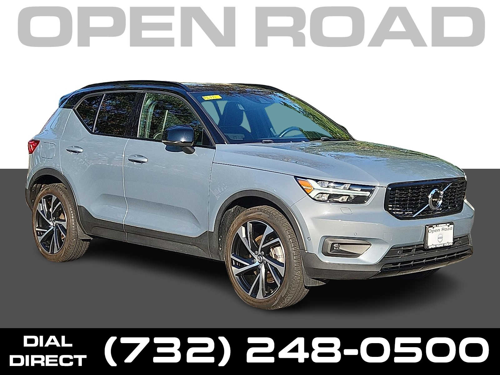 2022 Volvo XC40 R-Design