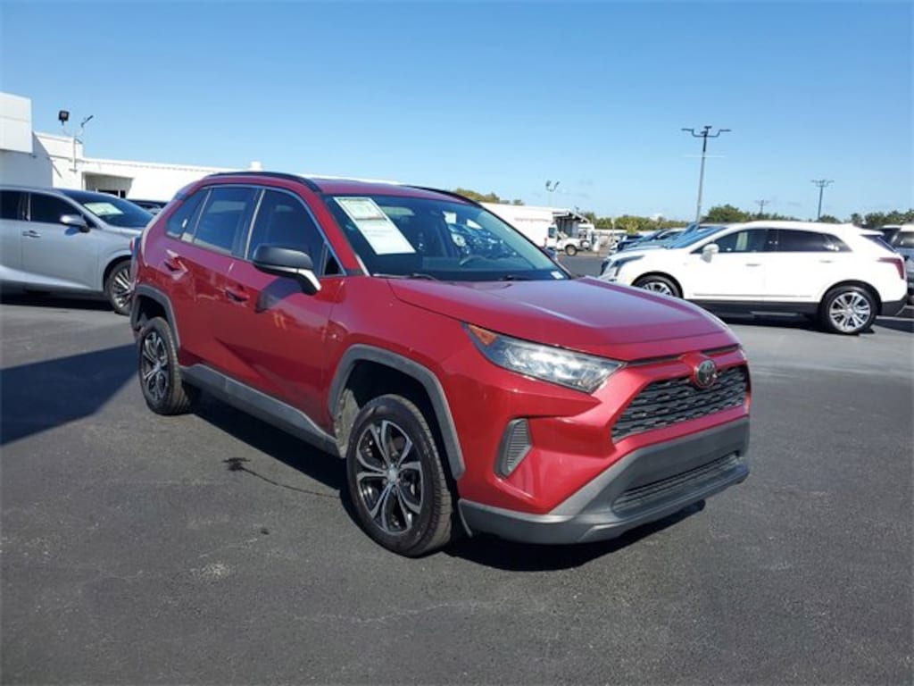 Used 2020 Toyota RAV4 LE SUV