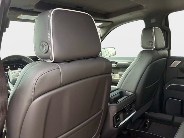 2026 GMC Sierra 1500 AT4X - Photo 13
