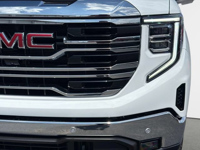 2026 GMC Sierra 1500 SLT - Photo 9