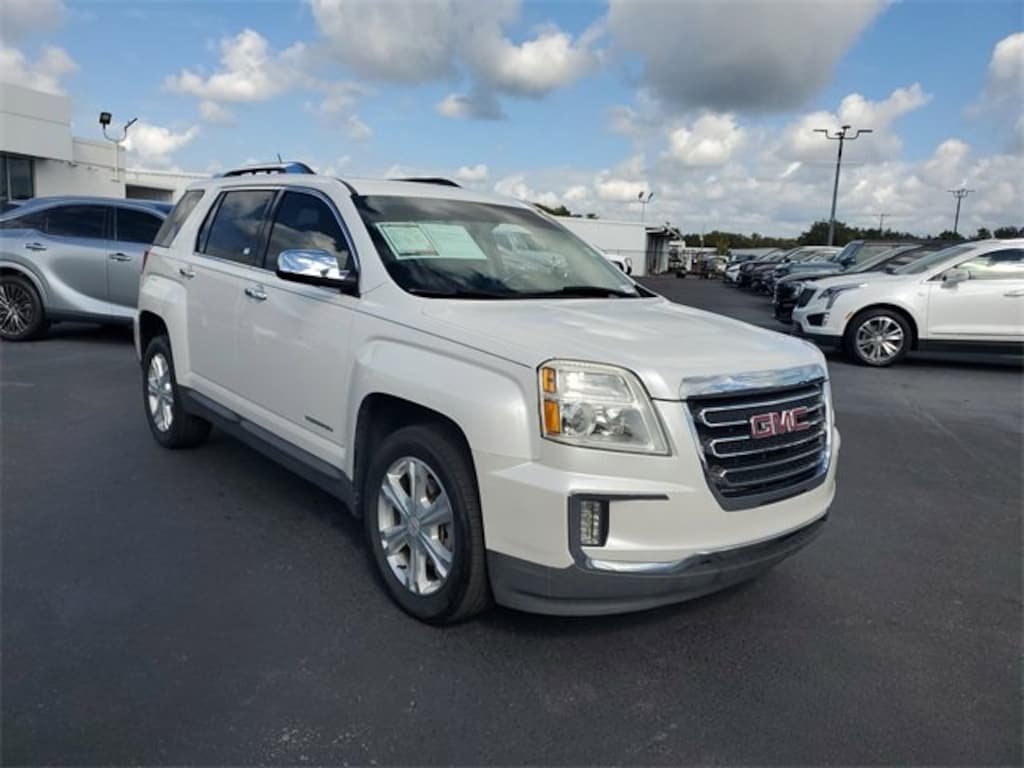 Used 2017 GMC Terrain SLT SUV