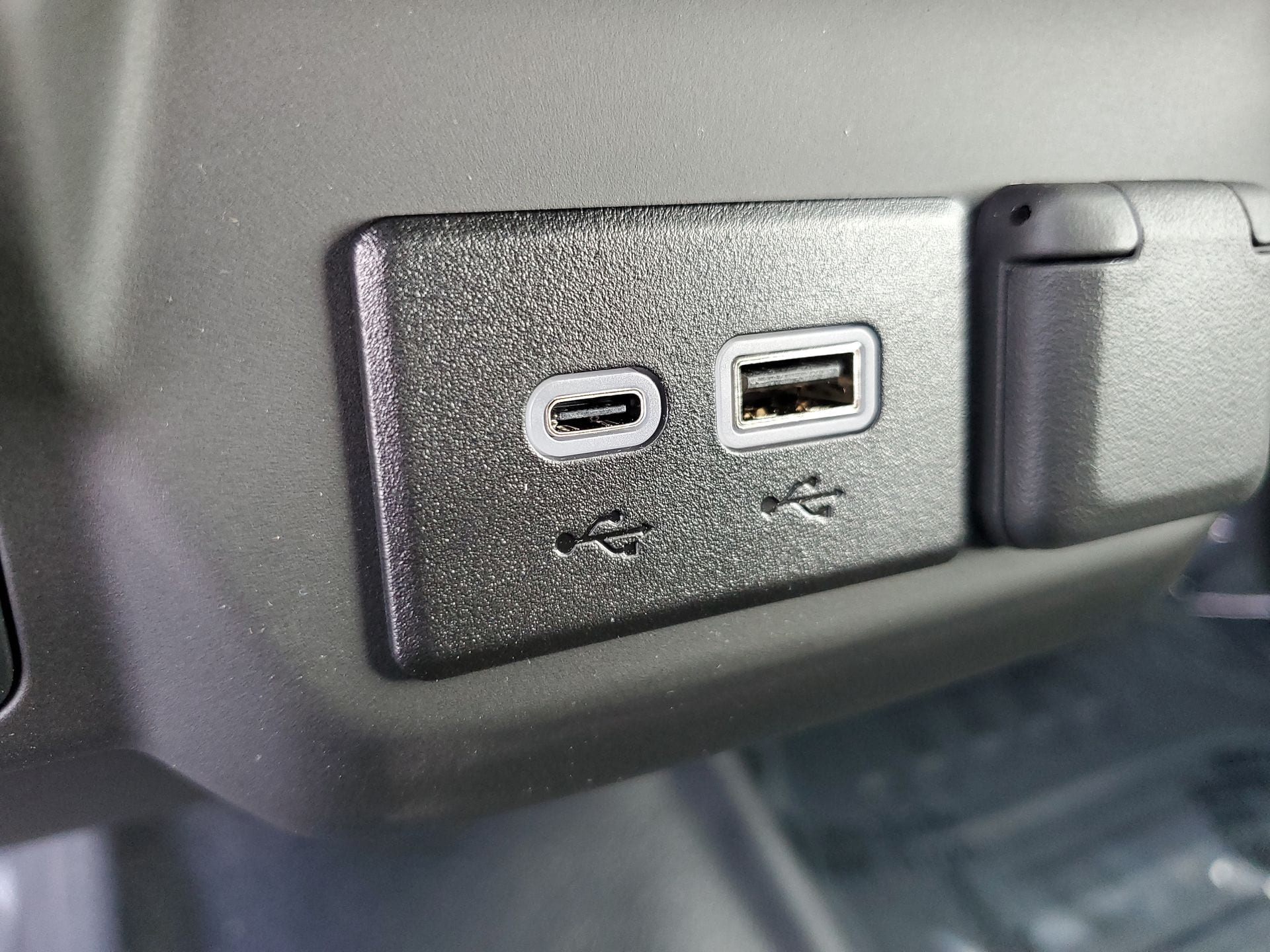 2025 GMC Sierra 3500HD Pro - Photo 30