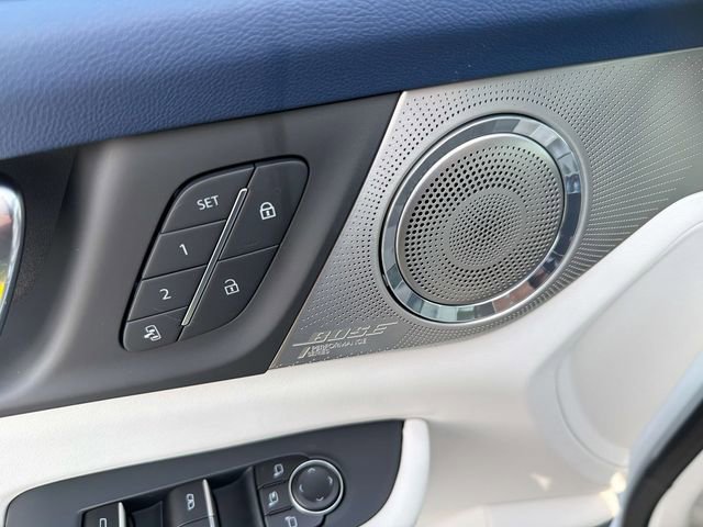 2026 Buick Enclave Avenir - Photo 17