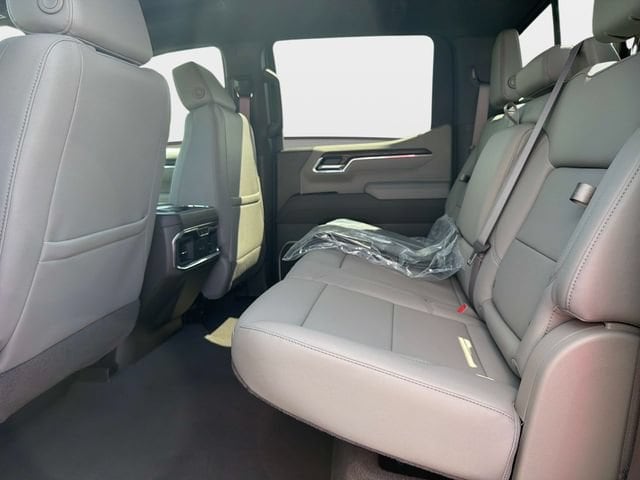 2026 GMC Sierra 1500 SLT - Photo 12