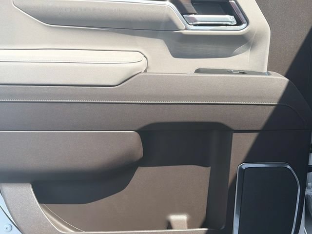 2026 GMC Sierra 1500 SLT - Photo 11