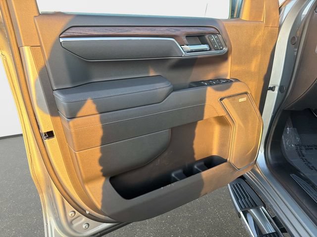 2026 GMC Sierra 1500 SLT - Photo 17