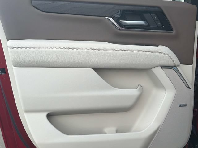 2026 GMC Yukon XL Denali - Photo 11