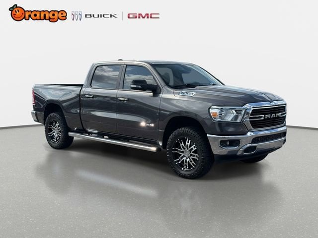 2019 RAM 1500 Big Horn/Lone Star 4x4 Crew Cab 6'4's photo