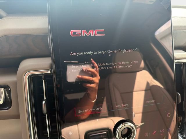 2026 GMC Yukon XL Denali - Photo 18