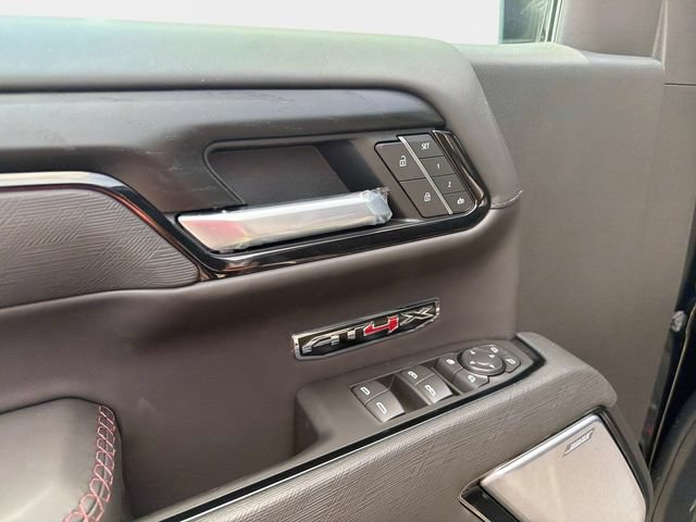 2026 GMC Sierra 1500 AT4X - Photo 18