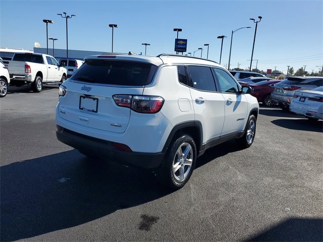 2024 Jeep Compass North Edition Latitude photo 3