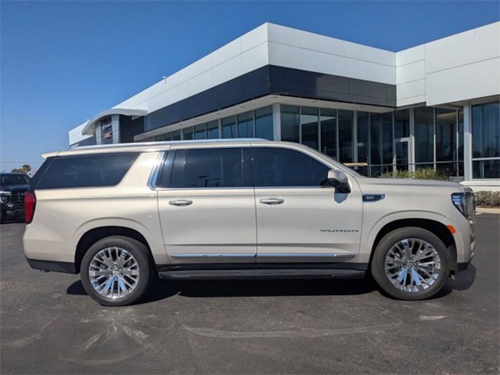 Used 2021 GMC Yukon XL SLT SUV