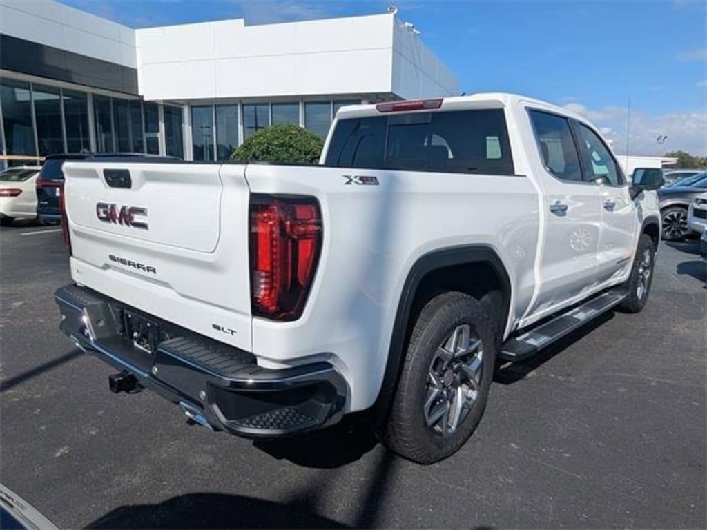 New 2026 GMC Sierra 1500 SLT Truck