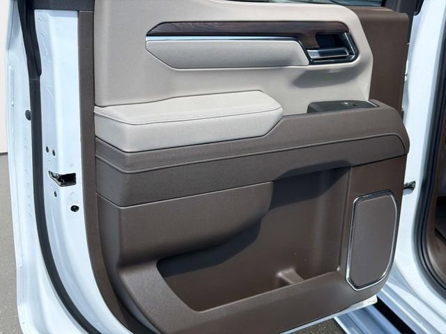 2026 GMC Sierra 1500 SLT - Photo 11