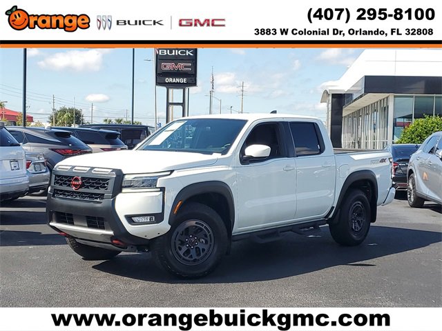 2025 Nissan Frontier PRO-4X's photo