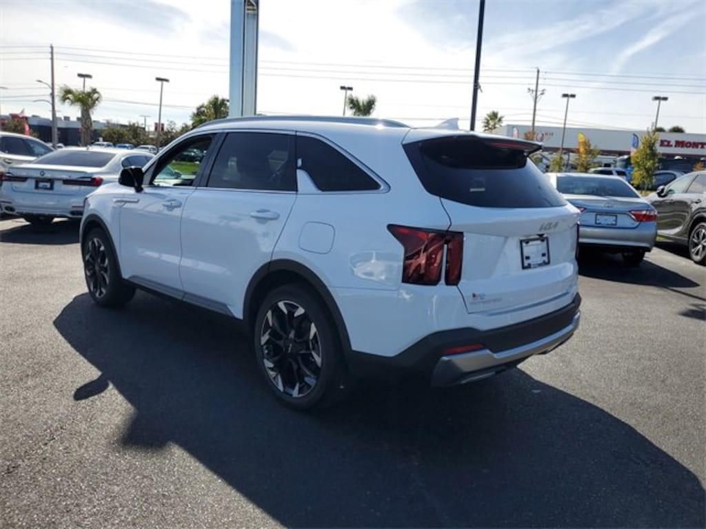 Used 2025 Kia Sorento EX SUV