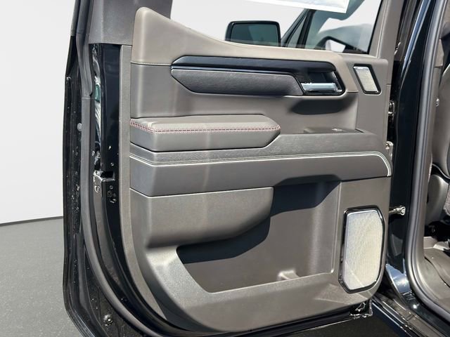 2026 GMC Sierra 1500 AT4X - Photo 10