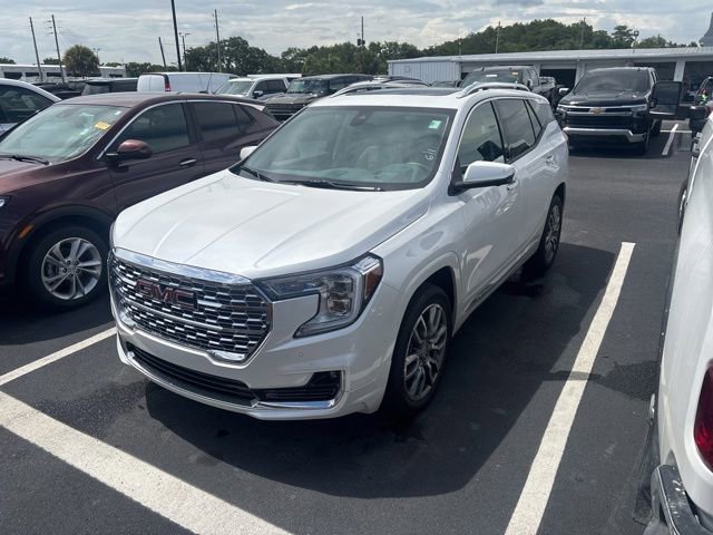 2024 GMC Terrain Denali AWD's photo