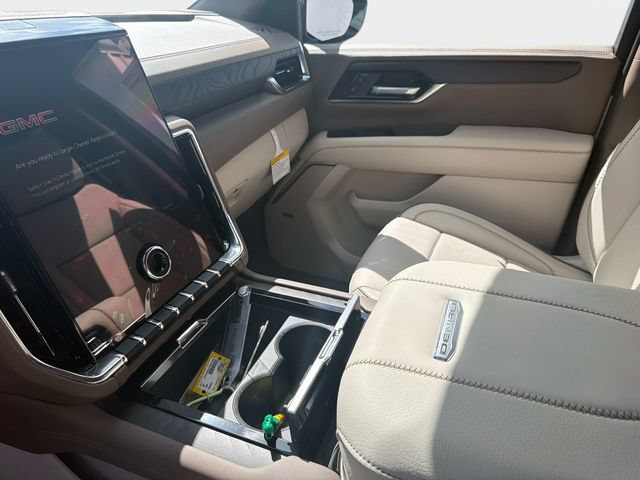 2026 GMC Yukon XL Denali - Photo 20
