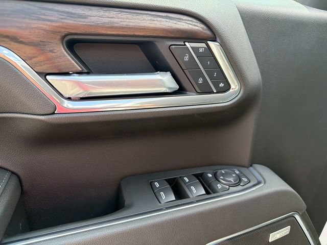 2026 GMC Sierra 1500 SLT - Photo 18