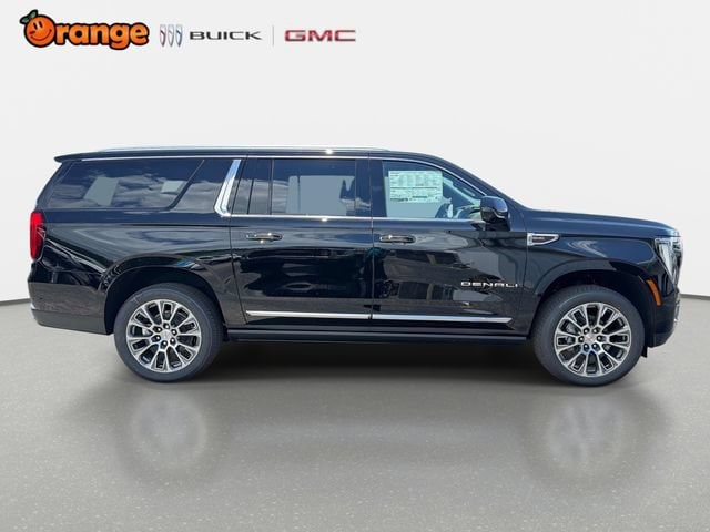 2026 GMC Yukon XL Denali - Photo 2