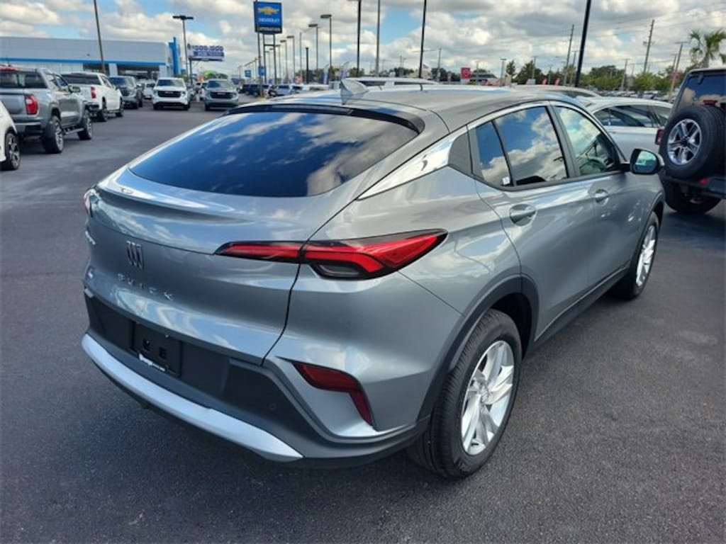 New 2025 Buick Envista Preferred SUV