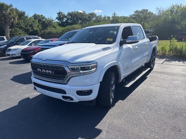 2022 RAM 1500 Limited 4x4 Crew Cab 5'7's photo