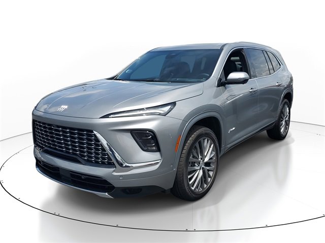 2025 Buick Enclave Avenir photo 2